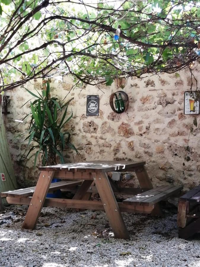 أنطاليا Kuyu Beergarden Hostel المظهر الخارجي الصورة